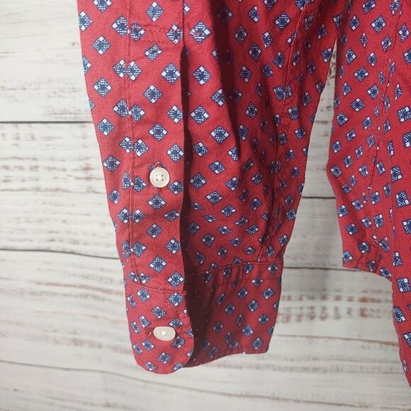 American Eagle Outfitters Red Patterned Casual Button Down Shirt - Picture 7 of 14